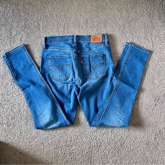 Levi Jeans - Picture 12 of 12